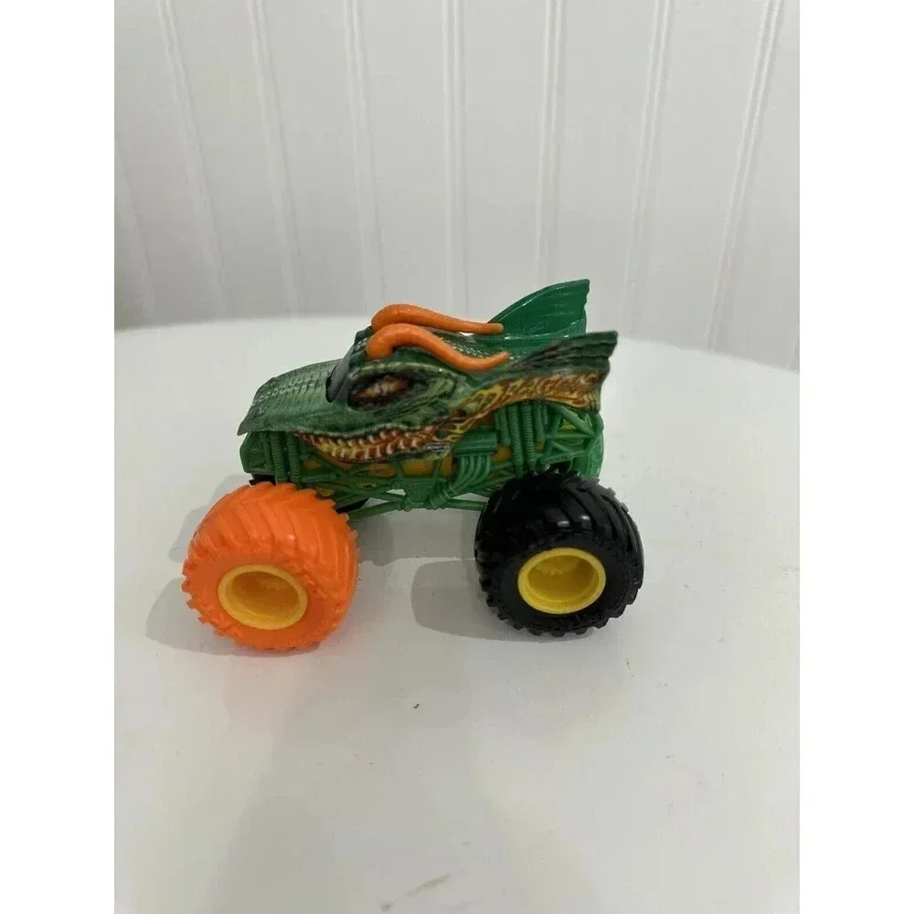 Monster Jam Dragon 1/64 Die Cast Series 30 Black Green Orange‎ Wheels